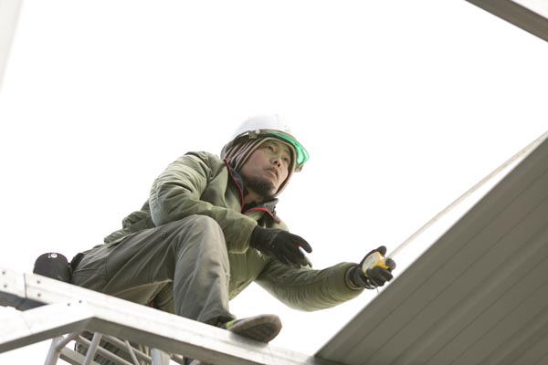 自社のスタッフが責任を持って施工を行います。